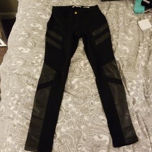 Mid Rise Faux Leather Stretchy leggings